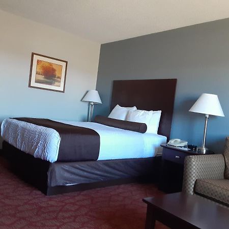 Boarders Inn & Suites By Cobblestone Hotels Superior Ngoại thất bức ảnh