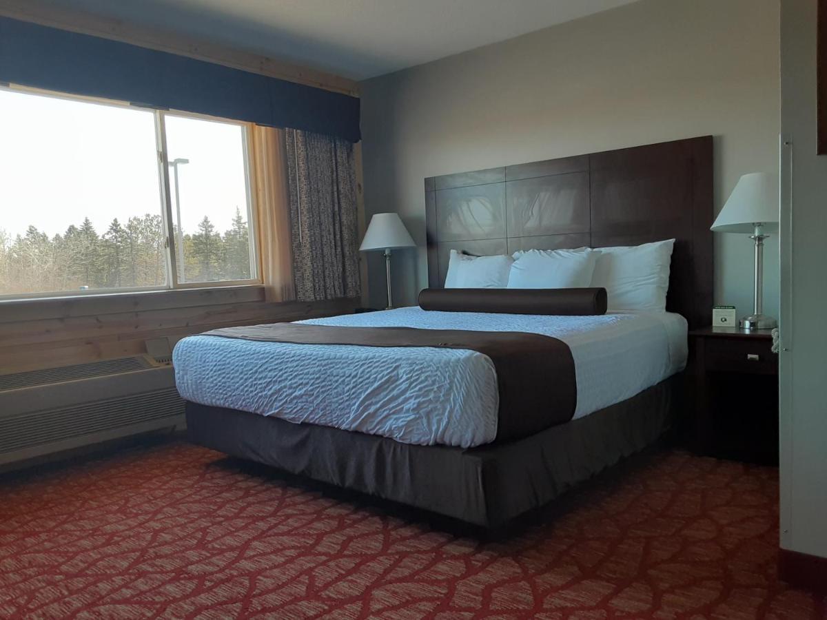 Boarders Inn & Suites By Cobblestone Hotels Superior Ngoại thất bức ảnh