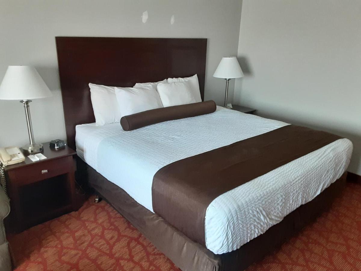 Boarders Inn & Suites By Cobblestone Hotels Superior Ngoại thất bức ảnh